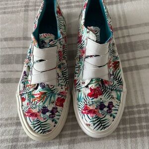 Tropical Floral Women's Sneakers